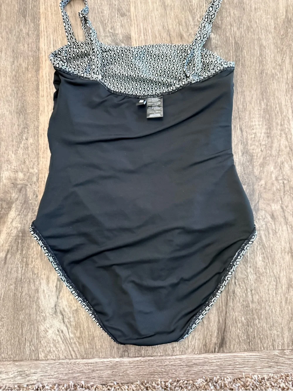 Dkny One Piece Bandeau Maillot Swimsuit L Black White Removable Straps Ruching - Picture 13 of 16